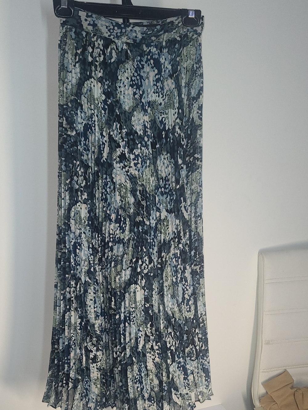 Club Monaco Pleated Maxi Skirt - Blue, Green, White Sz 0